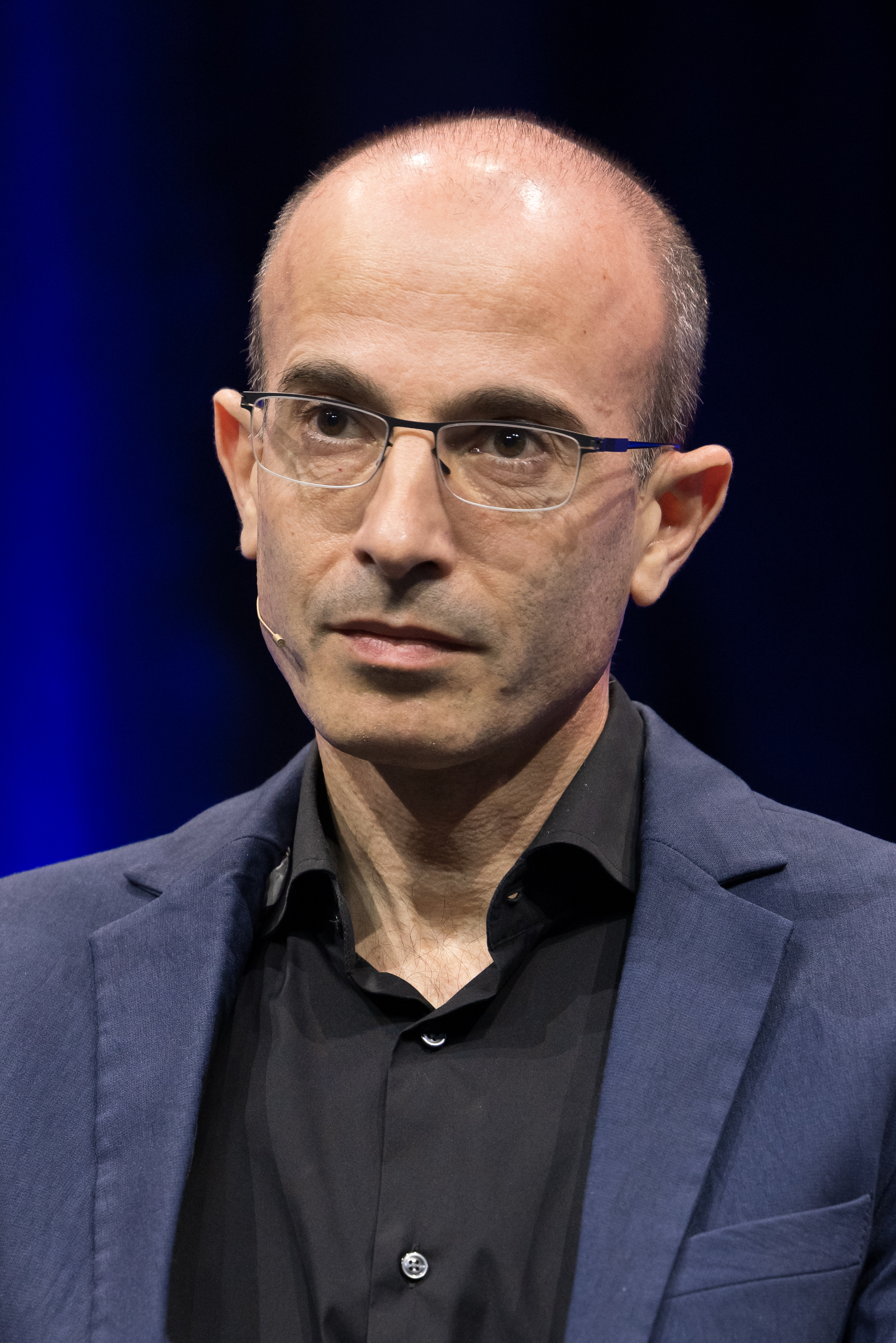 Yuval Noah Harari at the 2024 Frankfurt Book Fair 2024 - 16 October 2024 - Image: Martin Kraft (photo.martinkraft.com) License: CC BY-SA 4.0 via Wikimedia Commons.